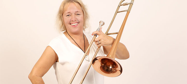 e4f7041f50147e510eca59b387de1435