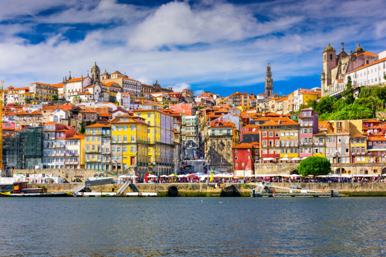 Porto,,Portugal,Old,Town,Skyline,From,Across,The,Douro,River.