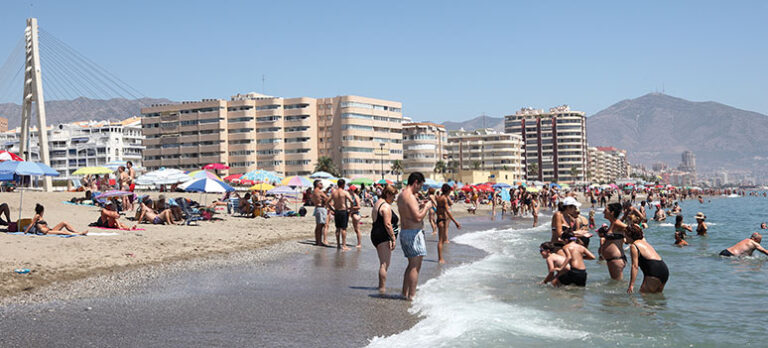 18b2c3f58de99b9bad6ca9f8c4d78817