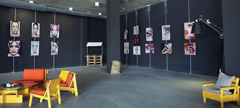 b69a4372da4a42b5fe7a581312548733