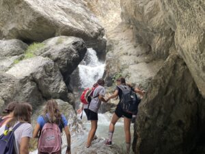 La Cascada de los Bolos – en vild och oförglömlig utflykt upp till floden Dúrcals vattenfall