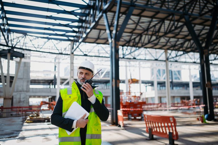 47 % minskning av bostadsbyggandet och inga sociala bostäder