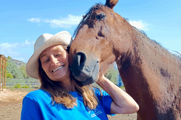 NINA CHRISTIN JEREMIC - Fant roen ved å hjelpe dyr i nød i Málagas innland.